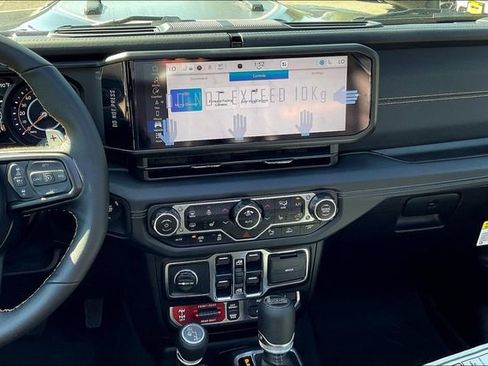 New 2025 Jeep Wrangler Unlimited Rubicon 392 image 8