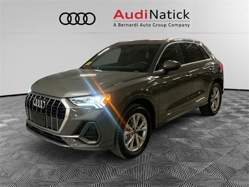 Certified 2023 Audi Q3 2.0T Premium Plus w/ Premium Plus Package image 1