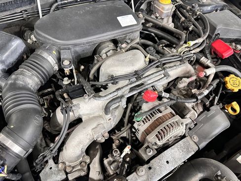 Used 2005 Subaru Outback 2.5i image 30