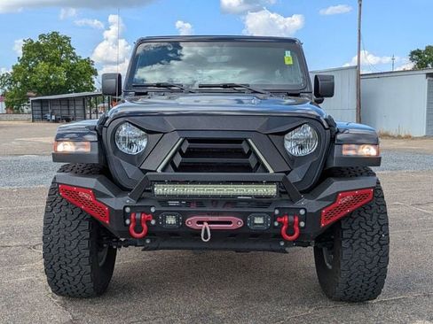 Used 2023 Jeep Wrangler Unlimited Rubicon w/ Xtreme 35 Tire Package AWD/4WD image 9