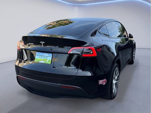 Used 2021 Tesla Model Y Long Range AWD/4WD image 6
