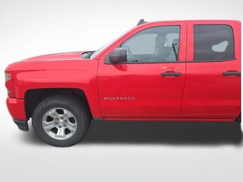 Used 2017 Chevrolet Silverado 1500 Custom w/ Custom Convenience Package AWD/4WD image 5