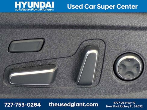 Used 2023 Hyundai Palisade Limited image 27