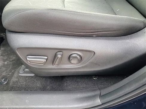 Used 2023 Toyota RAV4 XLE image 12