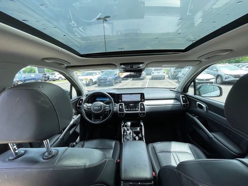 Certified 2023 Kia Sorento SX FWD image 23