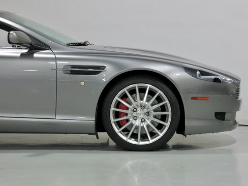 Used 2008 Aston Martin DB9 Volante RWD image 29
