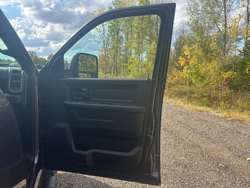 New 2026 RAM 2500 Tradesman image 25