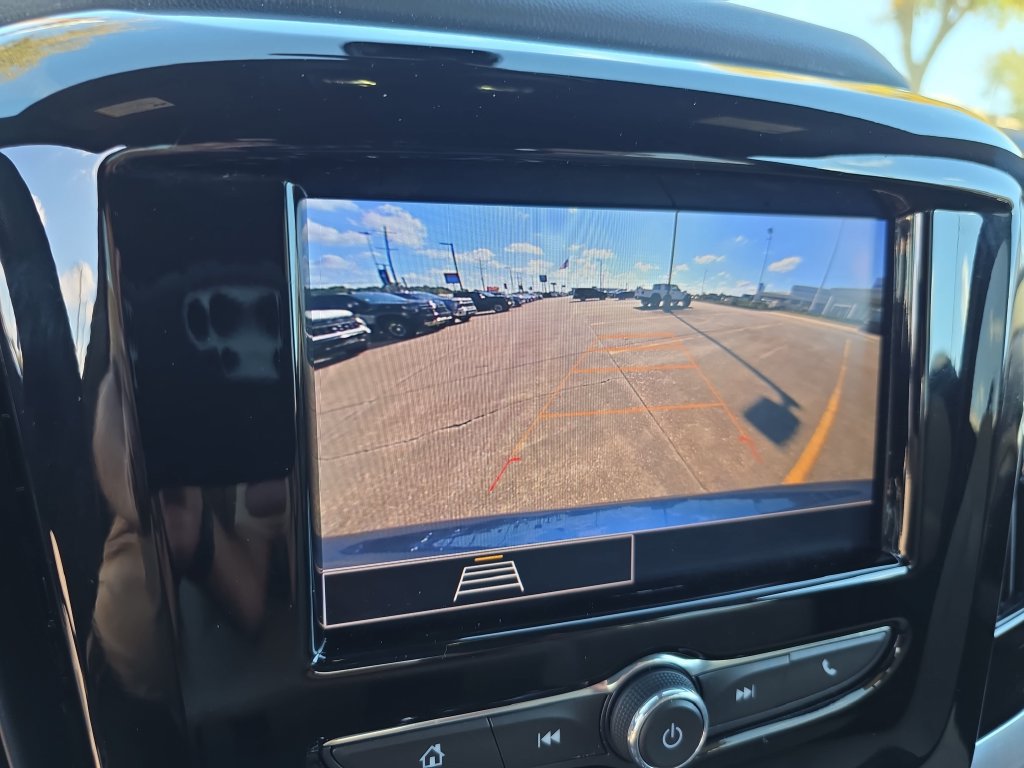 Used 2023 Chevrolet Traverse LS w/ Safety Package FWD image 26