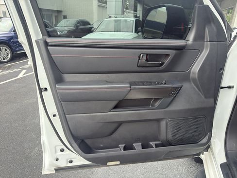 Used 2025 Toyota Sequoia TRD Pro AWD/4WD image 16