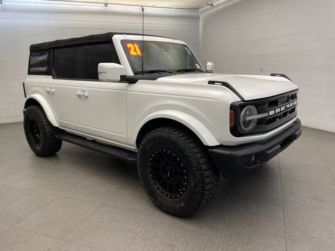 Used 2021 Ford Bronco Outer Banks AWD/4WD image 5