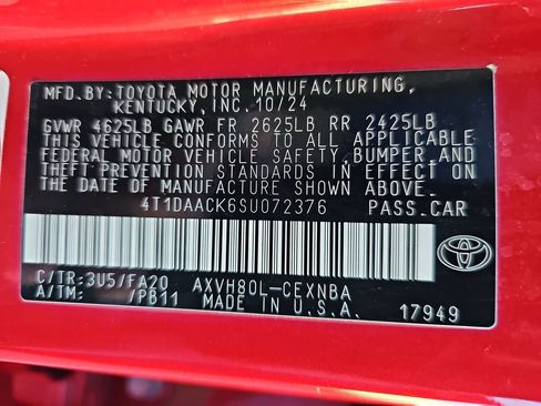 Certified 2025 Toyota Camry LE image 24