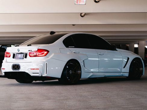 Used 2018 BMW M3 Sedan w/ Competition Package image 15