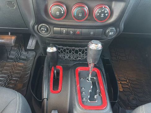 Used 2015 Jeep Wrangler Unlimited Sahara w/ Trailer Tow Group image 91