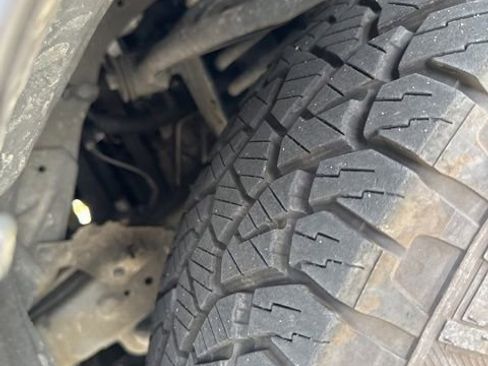 Used 2018 Toyota 4Runner TRD Off-Road image 28