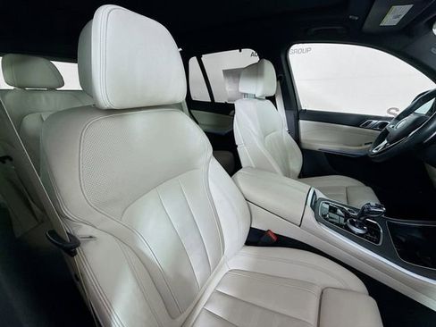 Used 2022 BMW X5 xDrive45e w/ Executive Package image 29