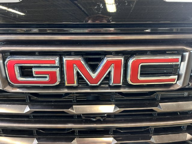 Used 2025 GMC Sierra 2500 AT4X AWD/4WD image 9