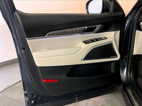 Used 2024 Kia Telluride SX Prestige w/ Towing Package AWD/4WD image 24