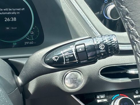 Certified 2023 Hyundai Sonata Limited FWD image 24