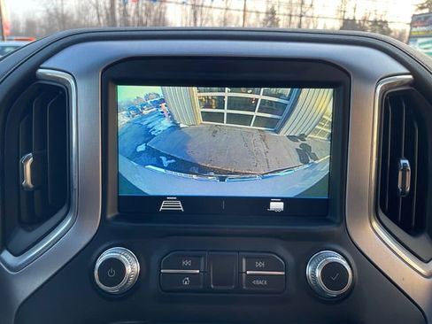 Used 2022 GMC Sierra 2500 SLE image 19