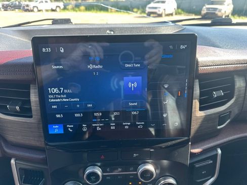 Used 2022 Ford Expedition Max Limited AWD/4WD image 3