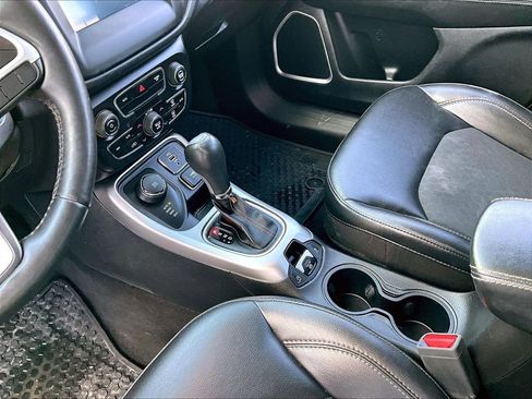 Used 2018 Jeep Compass Latitude w/ Popular Equipment Group image 13