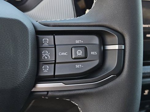 New 2026 Jeep Cherokee Limited AWD/4WD image 18