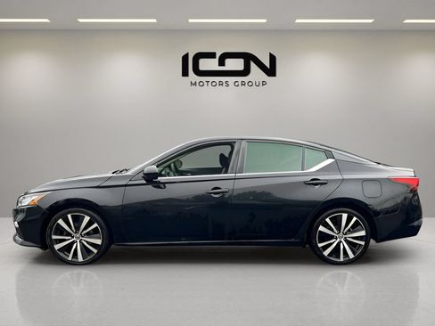 Used 2020 Nissan Altima 2.5 SR FWD image 3