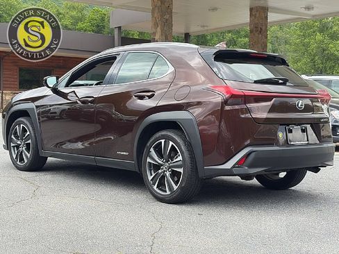 Used 2020 Lexus UX 250h w/ Premium Package AWD/4WD image 4