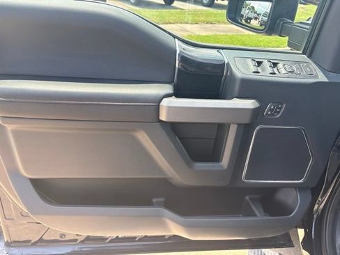 Used 2022 Ford F350 Platinum AWD/4WD image 19