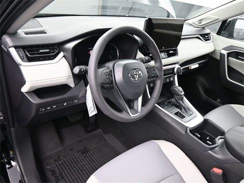 New 2025 Toyota RAV4 XLE Premium image 18