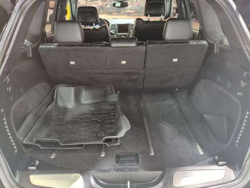 Used 2017 Jeep Grand Cherokee Limited AWD/4WD image 12