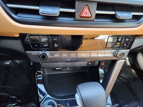 Used 2024 Kia Seltos SX image 26