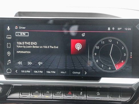 Used 2025 GMC Sierra 1500 Elevation w/ Preferred Package image 14