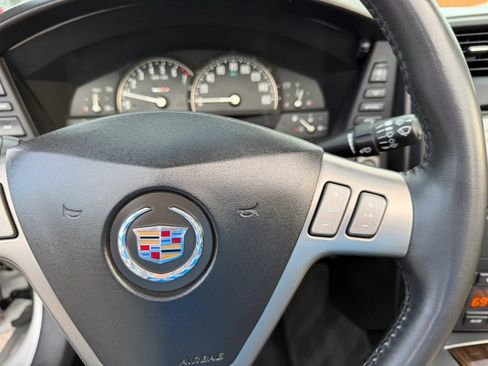 Used 2007 Cadillac XLR V RWD image 31