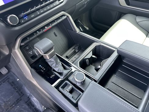 Certified 2025 Toyota Tundra Limited image 26