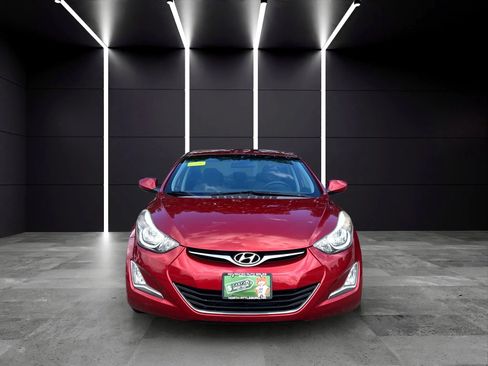 Used 2016 Hyundai Elantra SE w/ Option Group 02 FWD image 3