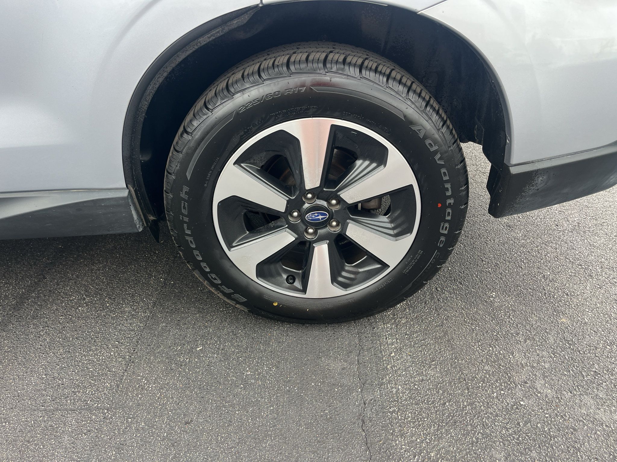 Used 2017 Subaru Forester 2.5i Premium AWD/4WD image 14