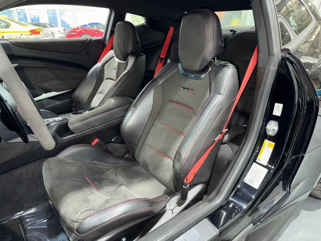 Used 2018 Chevrolet Camaro ZL1 RWD image 50
