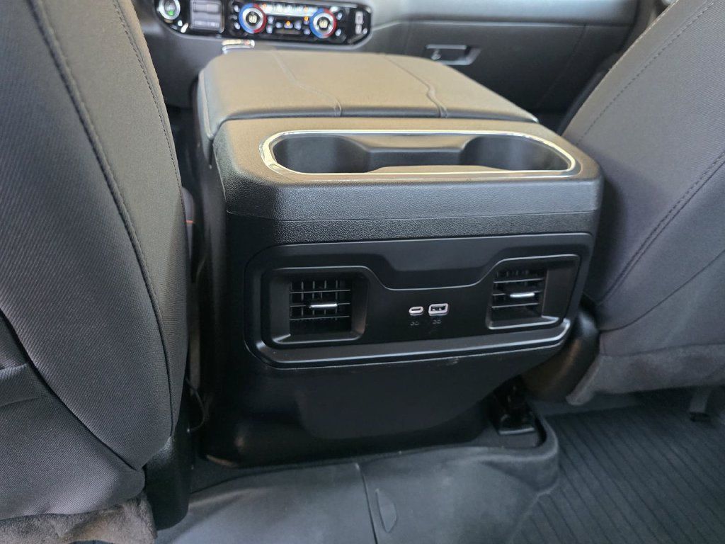 Used 2024 Chevrolet Silverado 1500 RST w/ Z71 Off-Road Package AWD/4WD image 8