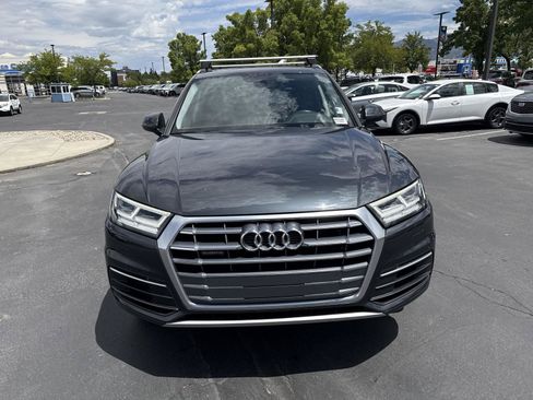 Used 2020 Audi Q5 2.0T Premium Plus w/ Premium Plus Package AWD/4WD image 3