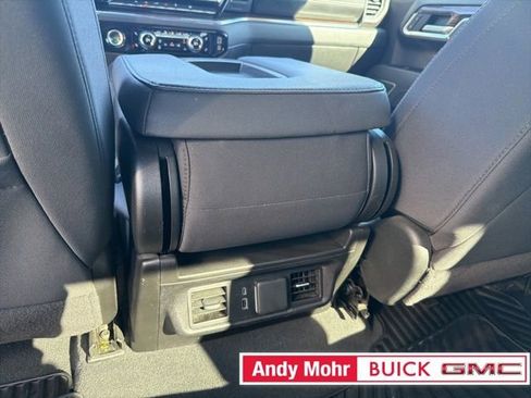 Used 2024 GMC Sierra 1500 SLE image 26