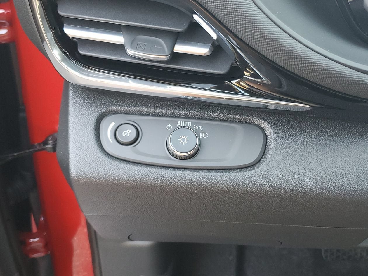 New 2026 Buick Envista Sport Touring w/ Convenience II Package FWD image 29