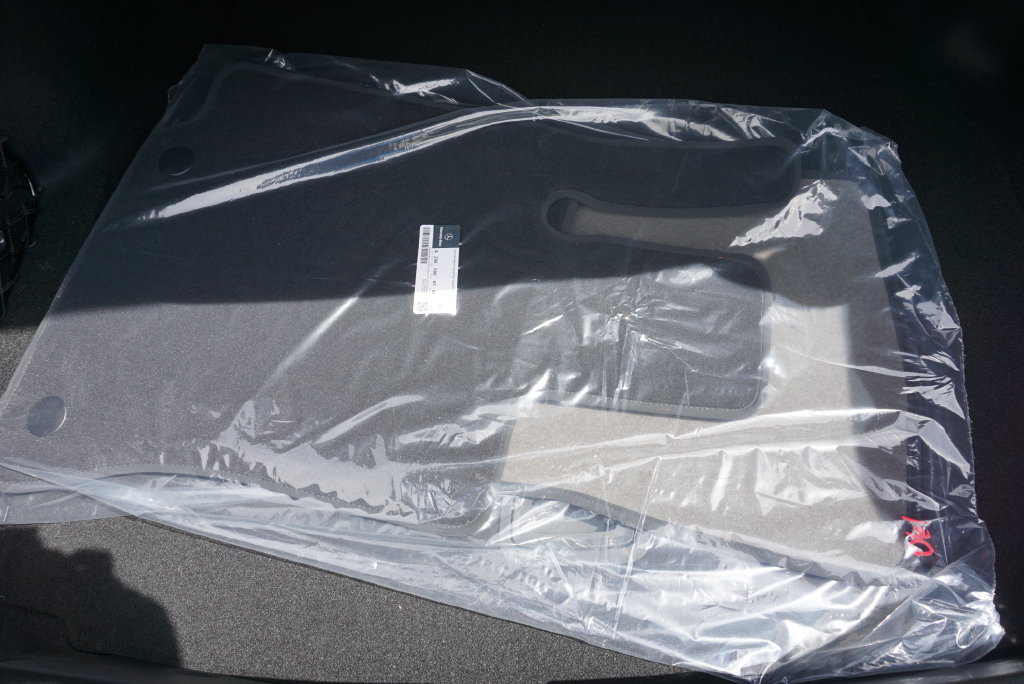 Used 2025 Mercedes-Benz C 300 4MATIC Sedan image 73
