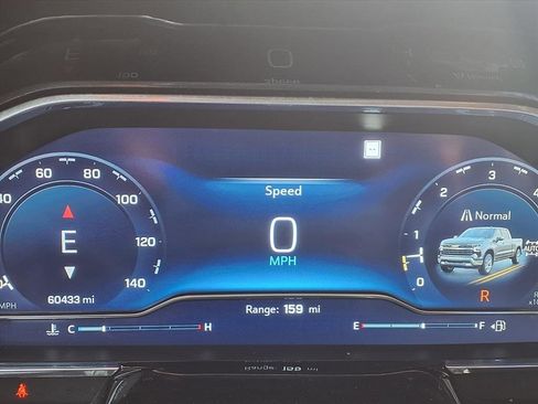 Used 2022 Chevrolet Silverado 1500 RST image 12