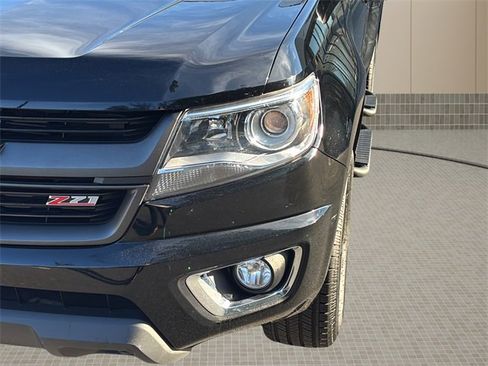 Used 2020 Chevrolet Colorado Z71 image 10