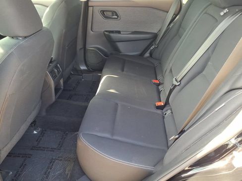 Used 2023 Nissan Rogue S FWD image 14