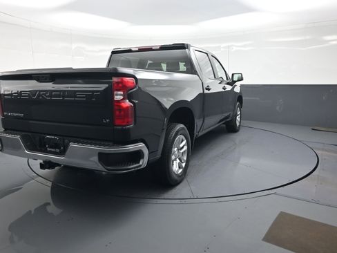 Used 2023 Chevrolet Silverado 1500 LT AWD/4WD image 3