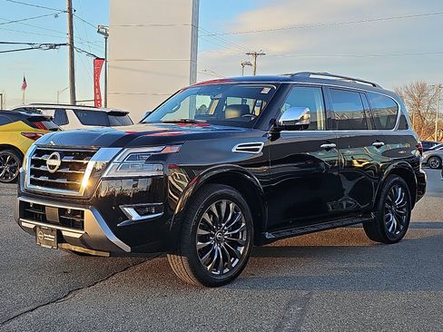 Certified 2022 Nissan Armada Platinum w/ Captain's Chairs Package image 3