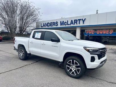 Used 2024 Chevrolet Colorado Z71 w/ Z71 Convenience Package 2
