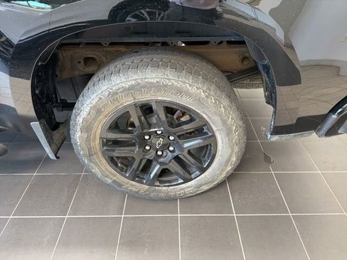 Used 2024 Chevrolet Silverado 1500 Custom w/ Turbomax Blackout Package image 5